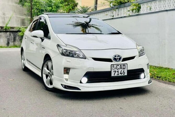 Airport Taxi Transfers from Colombo Airport to Nuwara Eliya - The Experience in Detail