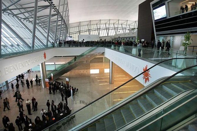 airport-to-hotel-or-hotel-to-airport-shared-one-way