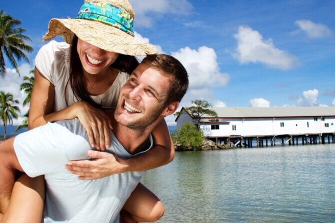 AIRPORT TRANSFER between Cairns Airport & Port Douglas (6am-5pm) - Who Should Book This Transfer?