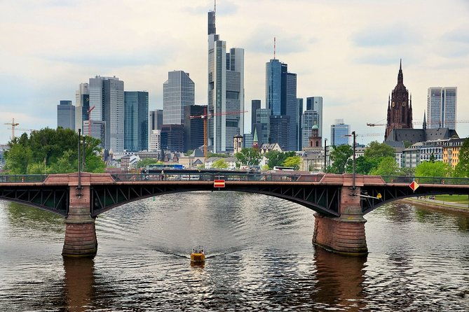 airport-transfer-frankfurt-to-airport-fra-by-business-car