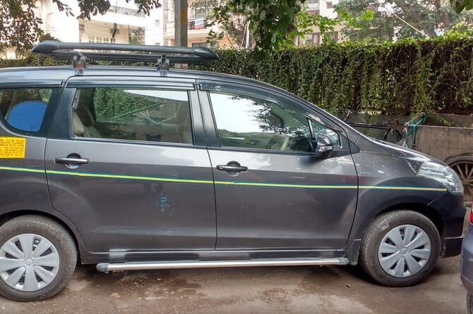 Airport transfer in Delhi (Per Way by Sedan, SUV and Tempo) - What to Expect on Your Transfer