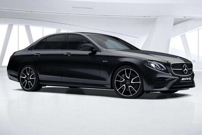 Airport Transfer: Kuala Lumpur to Airport KUL by Business Car - Key Points