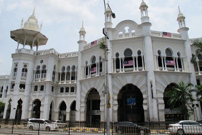 Airport Transfer: Kuala Lumpur to Airport KUL by Business Car - The Sum Up