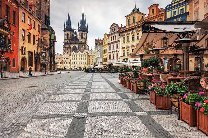 airport-transfer-prague-to-prague-airport-prg-by-business-car