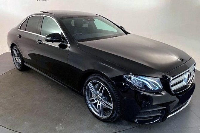 airport-transfer-prague-to-prague-airport-prg-by-business-car