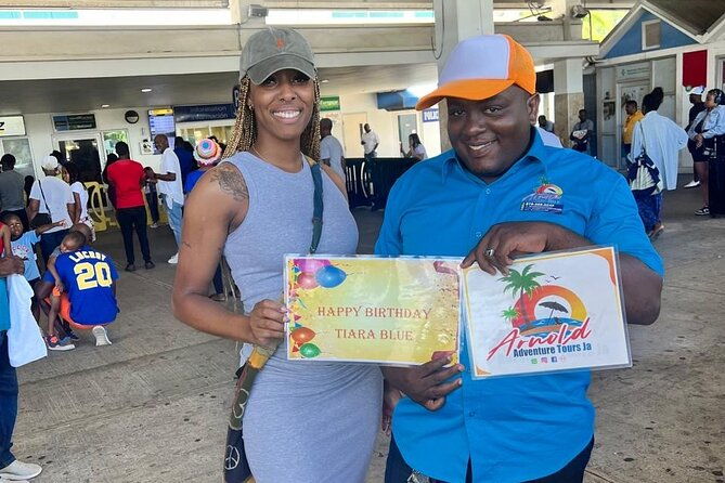 airport-transfer-to-from-ocean-eden-bay-resort