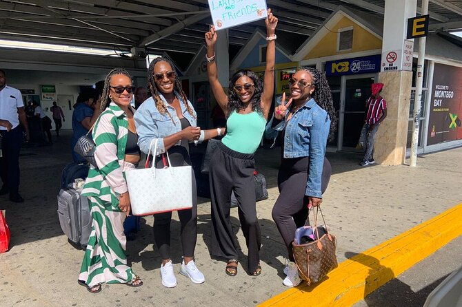 airport-transfer-to-from-ocean-eden-bay-resort