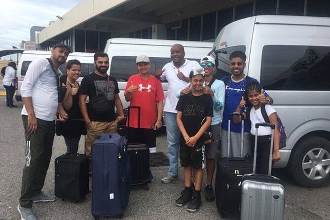 airport-transfer-to-sunscape-splash-resort-round-trip