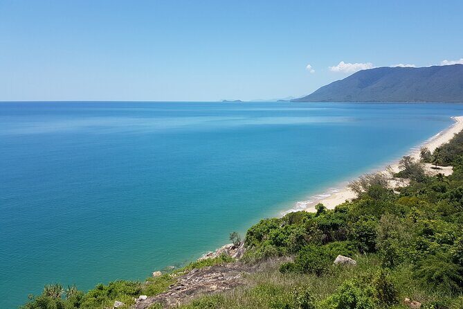 Airport Transfers between Cairns Airport and Palm Cove - Summary: Who Should Book This Transfer?