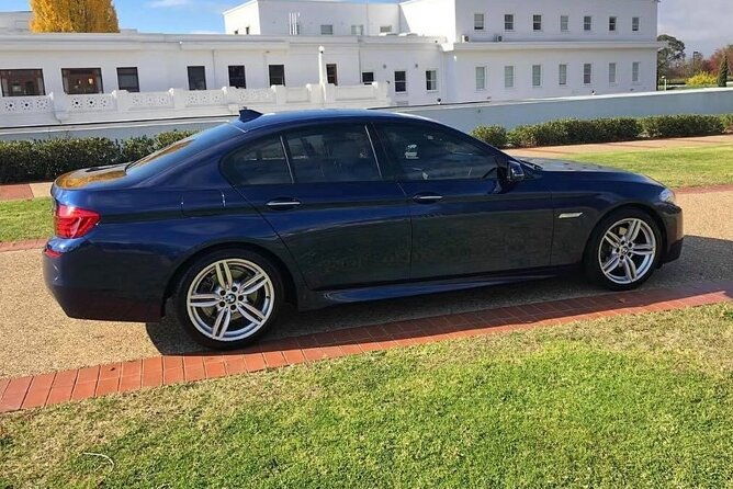airport-transfers-chauffeur-car-limo-services-of-melbourne-2