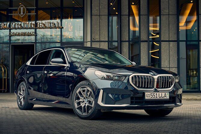 Airport Transfers on Business Sedan - Meeting Points and Accessibility