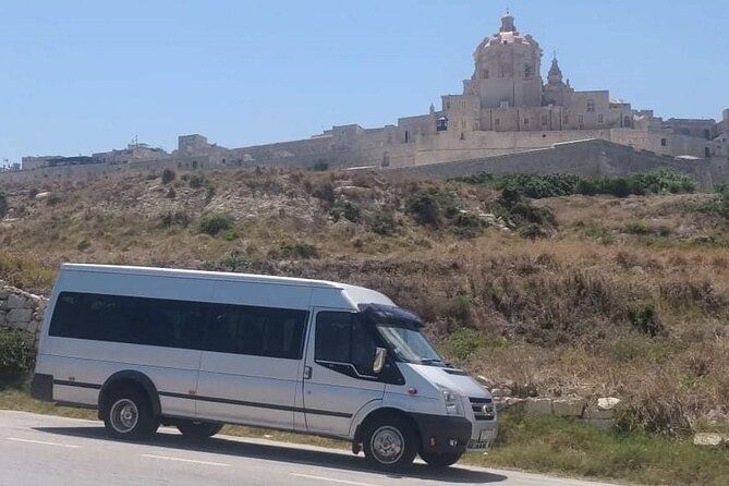 airport-transfers-to-all-locations-in-malta-private-groups-or-families