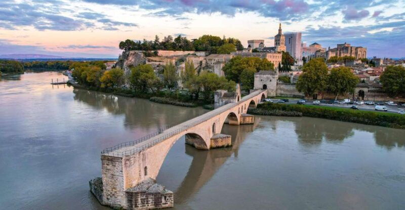 aix-en-provence-and-avignon-city-of-popes-private-tour-2