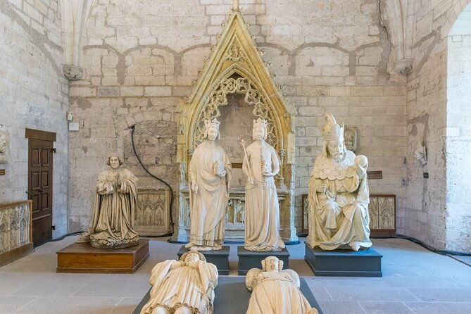 aix-en-provence-and-avignon-city-of-popes-private-tour