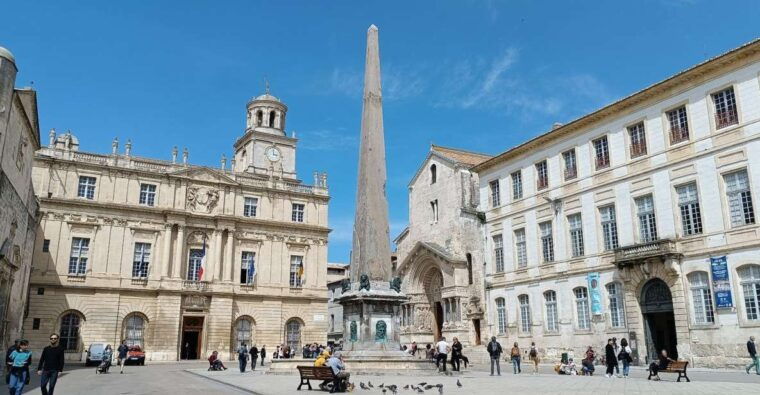 aix-en-provence-arles-baux-saint-remy-de-provence-tour
