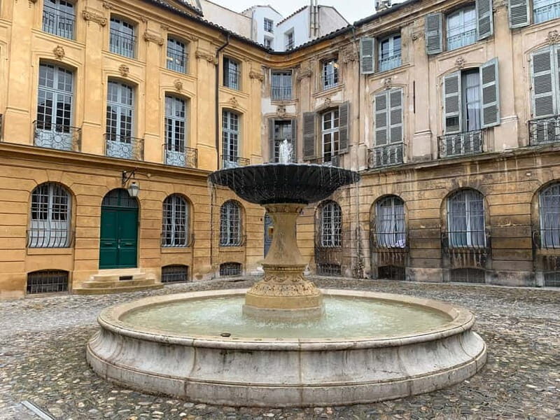 Aix-en-Provence: Guided Walking Tour with Calisson Tasting - Key Points