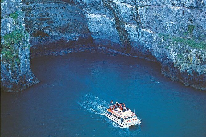 Akaroa Full Day Sightseeing Tour from Christchurch - Transport, Timing, and Group Dynamics
