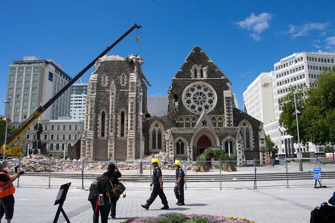 Akaroa Shore Excursion: Banks Peninsula, Christchurch City Tour and the International Antarctic Centre - FAQ