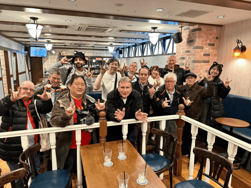 akihabara-group-tour-with-a-maid-witch-friday-special