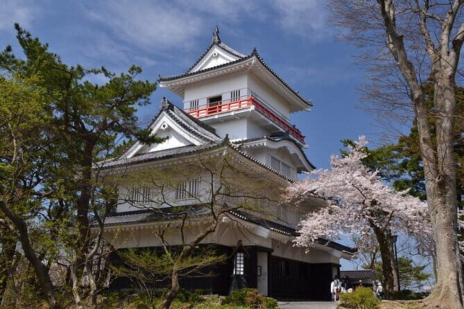 Akita Shore Excursion Tour By Private Car - Key Points