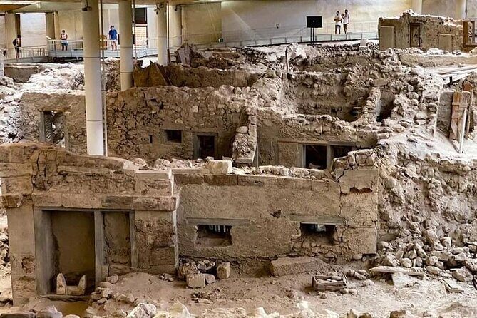 Akrotiri private tour, bu licensed guide , with transfer - What is the Akrotiri Private Tour?  