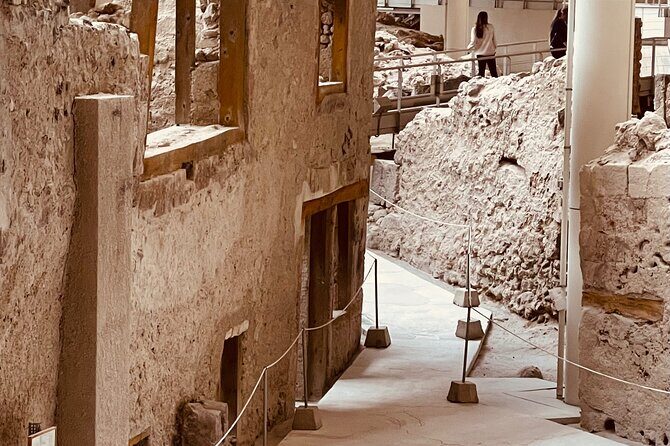 Akrotiri private tour, bu licensed guide , with transfer - Why choose this private tour?  