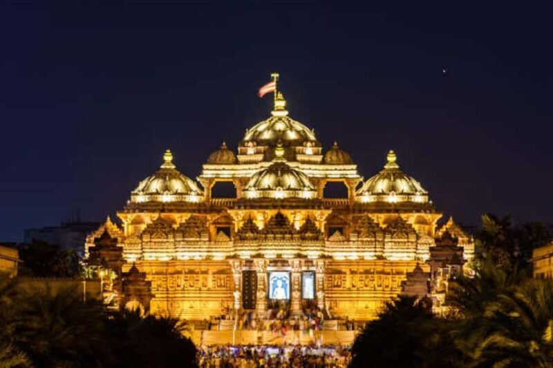 Akshardham Temple light, water show with Old/New Delhi Tour - A Deep Dive into the Experience
