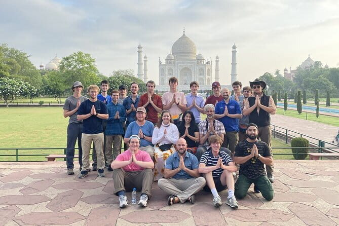 Akshardham Temple with Walk in the Green Paradise of Rajghat and Shanti Van - FAQ