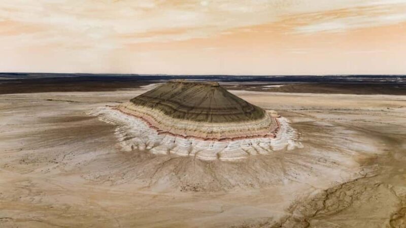 Aktau: 3-Day Mangystau Jeep Tour with Camping - An In-Depth Look at the 3-Day Mangystau Jeep Tour