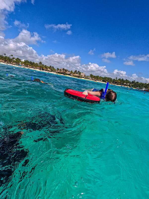 akumal-snorkeling-with-local-guides