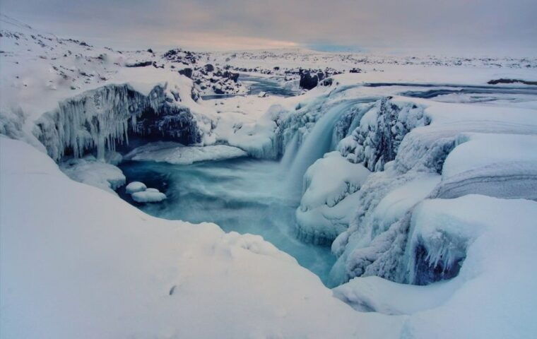 akureyri-aldeyjarfoss-and-hrafnabjargafoss-waterfall-tour