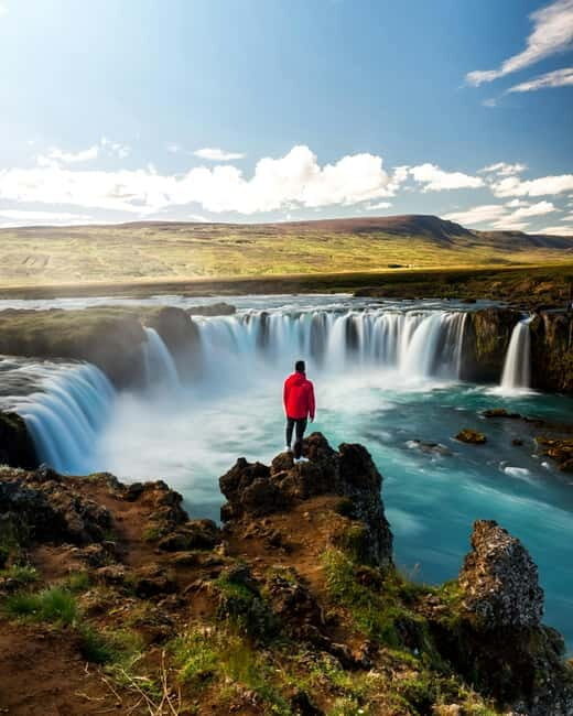 Akureyri Port: Godafoss Waterfall Classic Tour & Viewpoint - Transportation and Group Experience