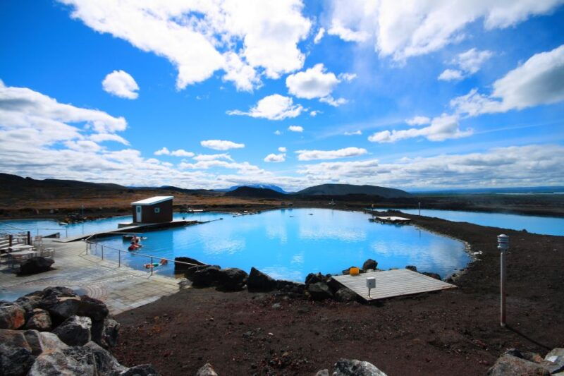 akureyri-port-lake-myvatn-godafoss-waterfall-day-trip