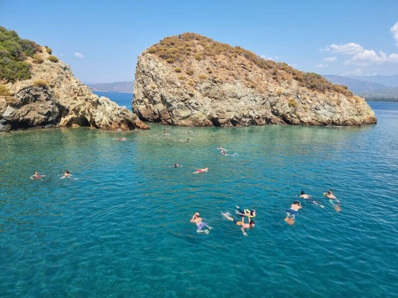 alanya-big-party-boat-tour-with-music-dance-foam-party