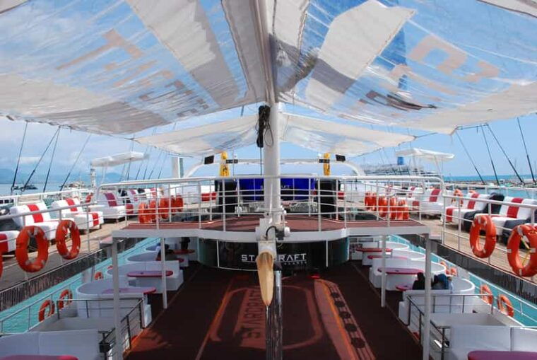 alanya-big-party-boat-tour-with-music-dance-foam-party