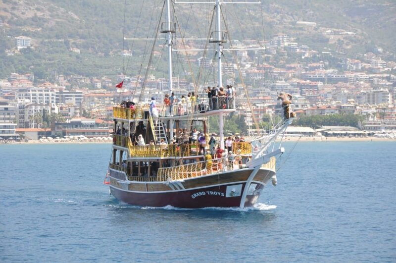 alanya-boat-trip-lunch-soft-drinks-included