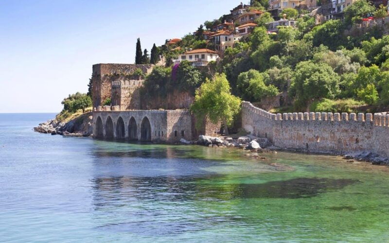 alanya-cable-car-red-tower-castle-walk-shipyard-tour-3