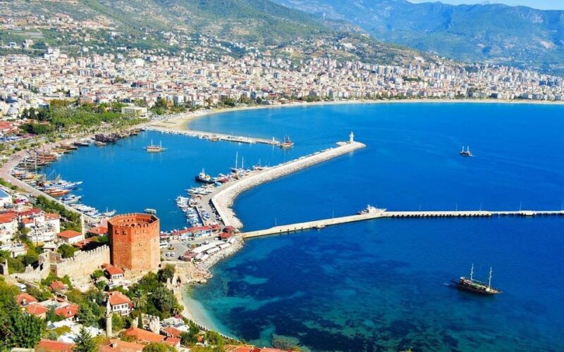 alanya-cable-car-red-tower-castle-walk-shipyard-tour-3
