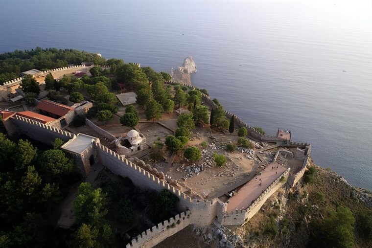 alanya-castle-tour-with-dropstone-cave-cable-car-options