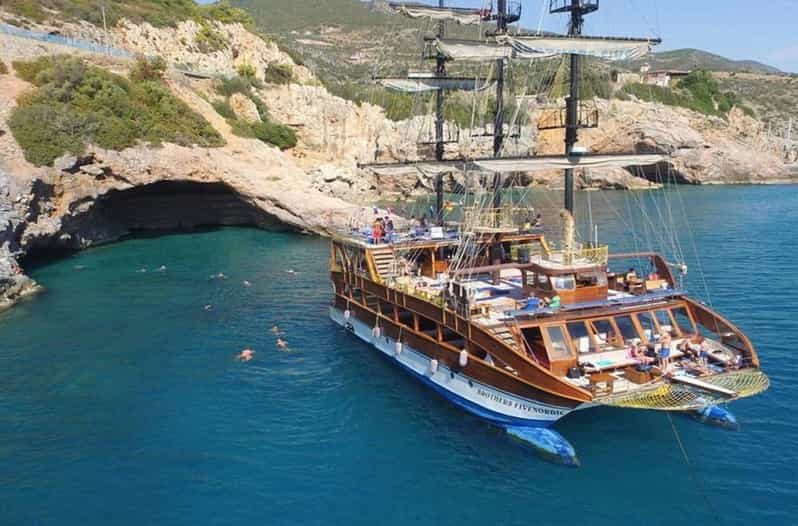 Alanya: Catamaran Boat Tour with Snorkeling with Lunch - The Experience in Detail