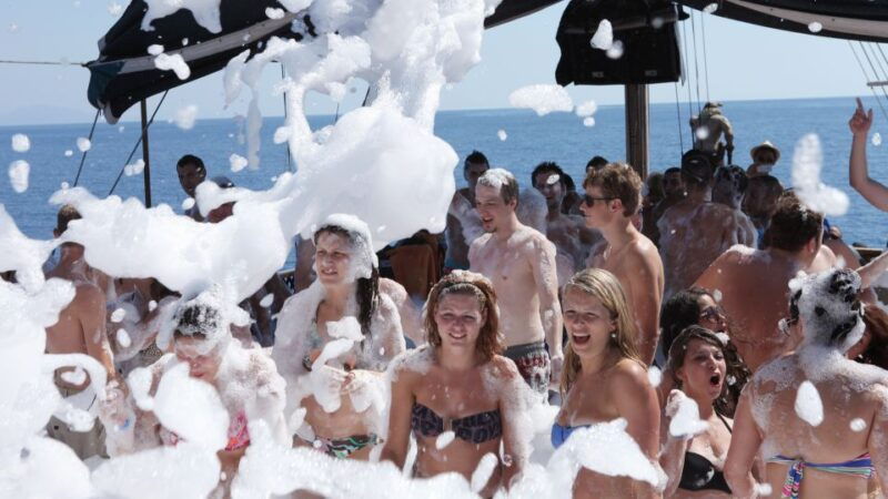 alanya-disco-boat-tour-with-foam-party-and-unlimited-drinks