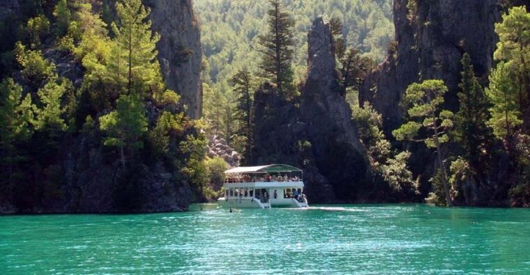 alanya-green-canyon-boat-trip-with-lunch-and-hotel-pickup