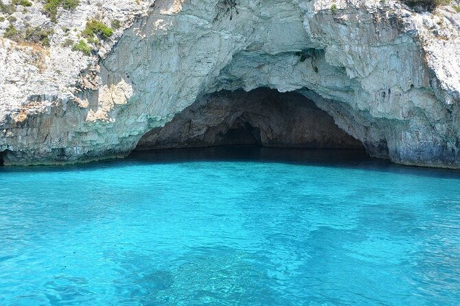alanya-luxury-pirate-boat-tour-with-foam-party-4