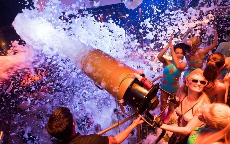 alanya-optional-alcoholic-sunset-boat-cruise-and-foam-party