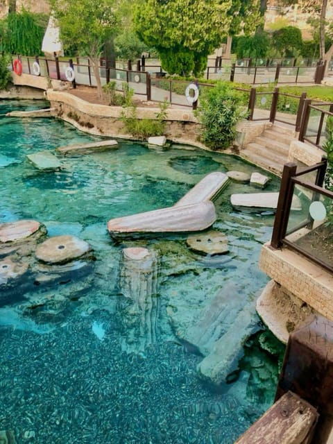 alanya-pamukkale-day-trip-w-hierapolis-cleopatras-pool