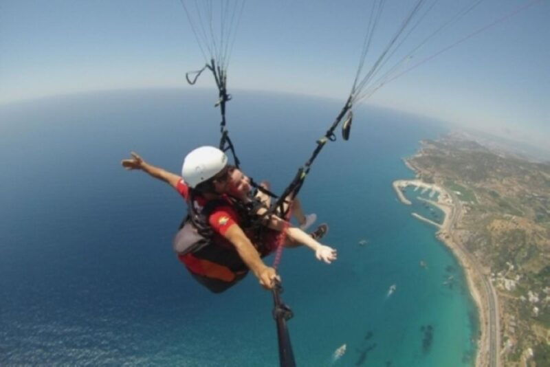 alanya-paragliding-adventure-sail-the-skies