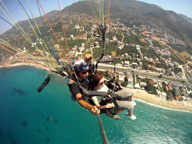 alanya-paragliding-adventure-sail-the-skies