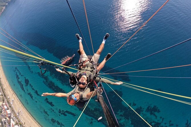 alanya-paragliding-and-cleopatra-beach-from-antalya