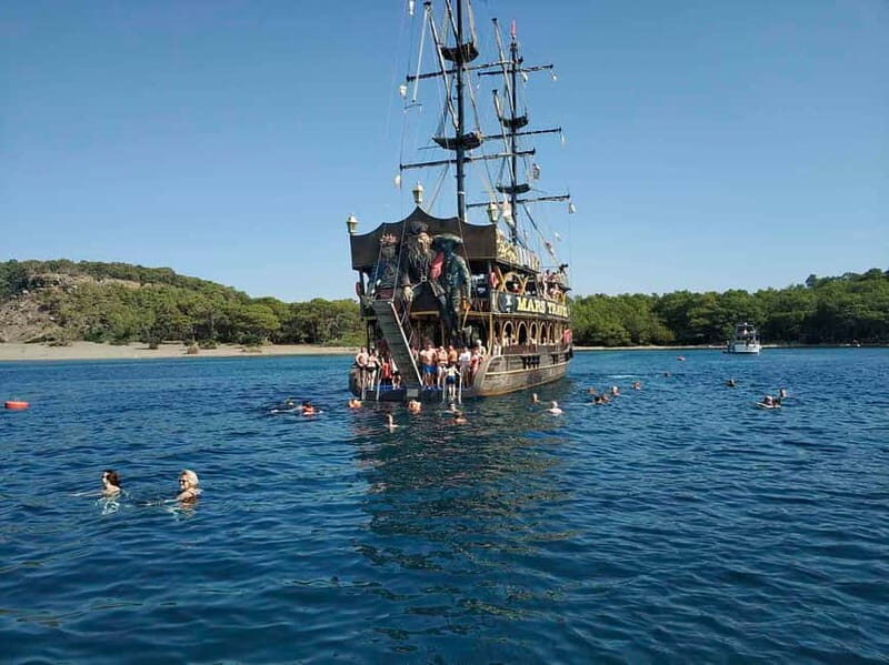 Alanya: Party Pirate Boat Trip w/Meal, Drinks, Pickup Option - Entertainment and Activities