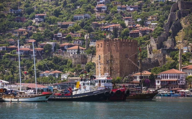 Alanya: Party Pirate Boat Trip w/Meal, Drinks, Pickup Option - The Return Journey